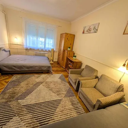 In - Balaton 53224 *