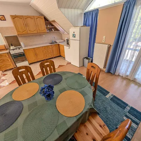 In - Balaton 53224 Apartmán